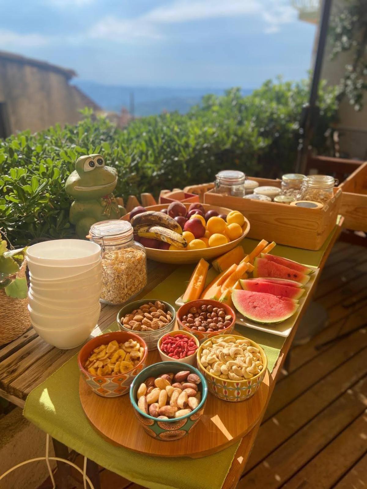 The Frogs' House - Yoga Retreat Bed & Breakfast Saint-Jeannet  Luaran gambar